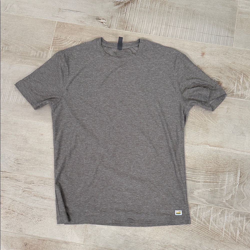 Vuori Gray Men's T-Shirt